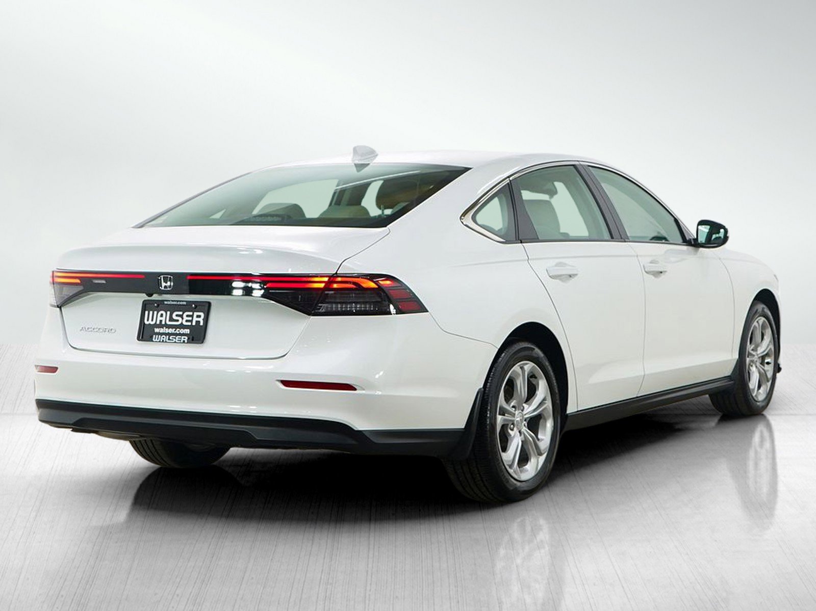 Used 2024 Honda Accord LX image 5