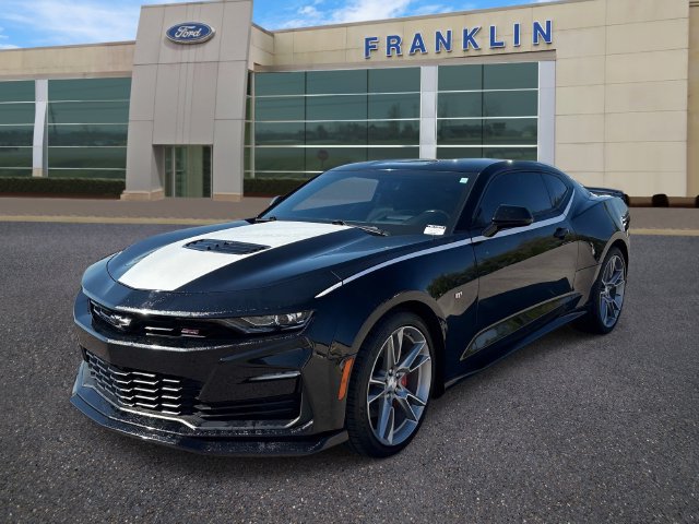 Used 2021 Chevrolet Camaro SS w/ LPO, Ground Effects Package RWD image 3