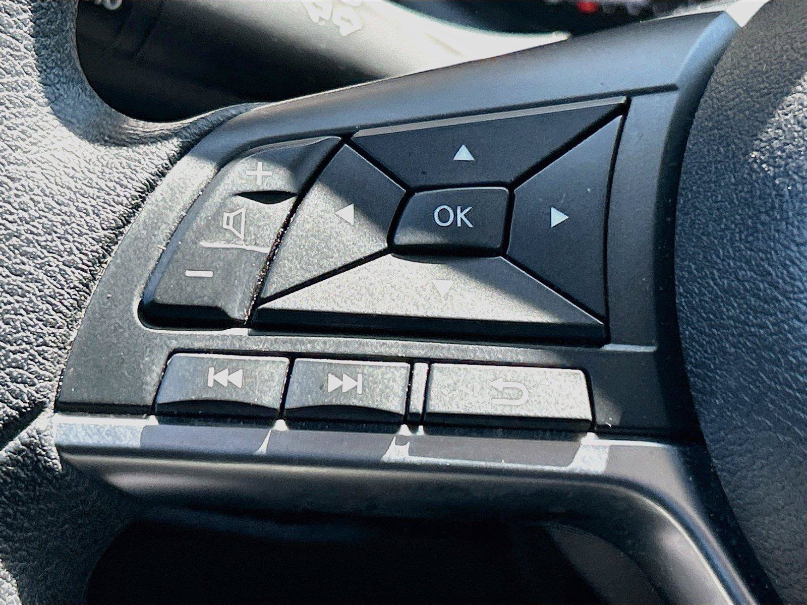 Used 2024 Nissan Kicks SV FWD image 33