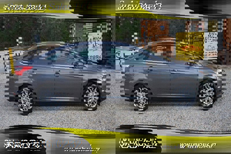 Used 2014 Ford Focus Titanium image 20