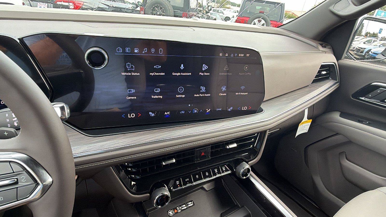 New 2026 Chevrolet Suburban LT w/ Comfort Package AWD/4WD image 28