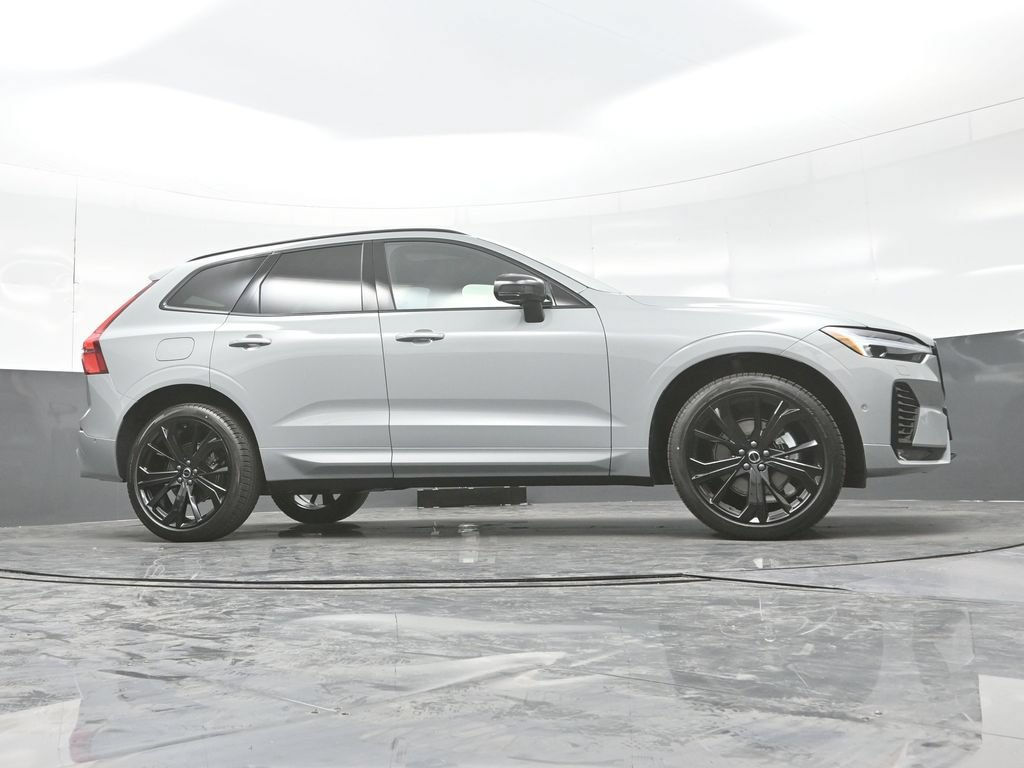 New 2026 Volvo XC60 B5 Ultra w/ Climate Package AWD/4WD image 30