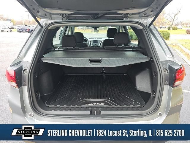 Used 2023 Chevrolet Equinox LS AWD/4WD image 28