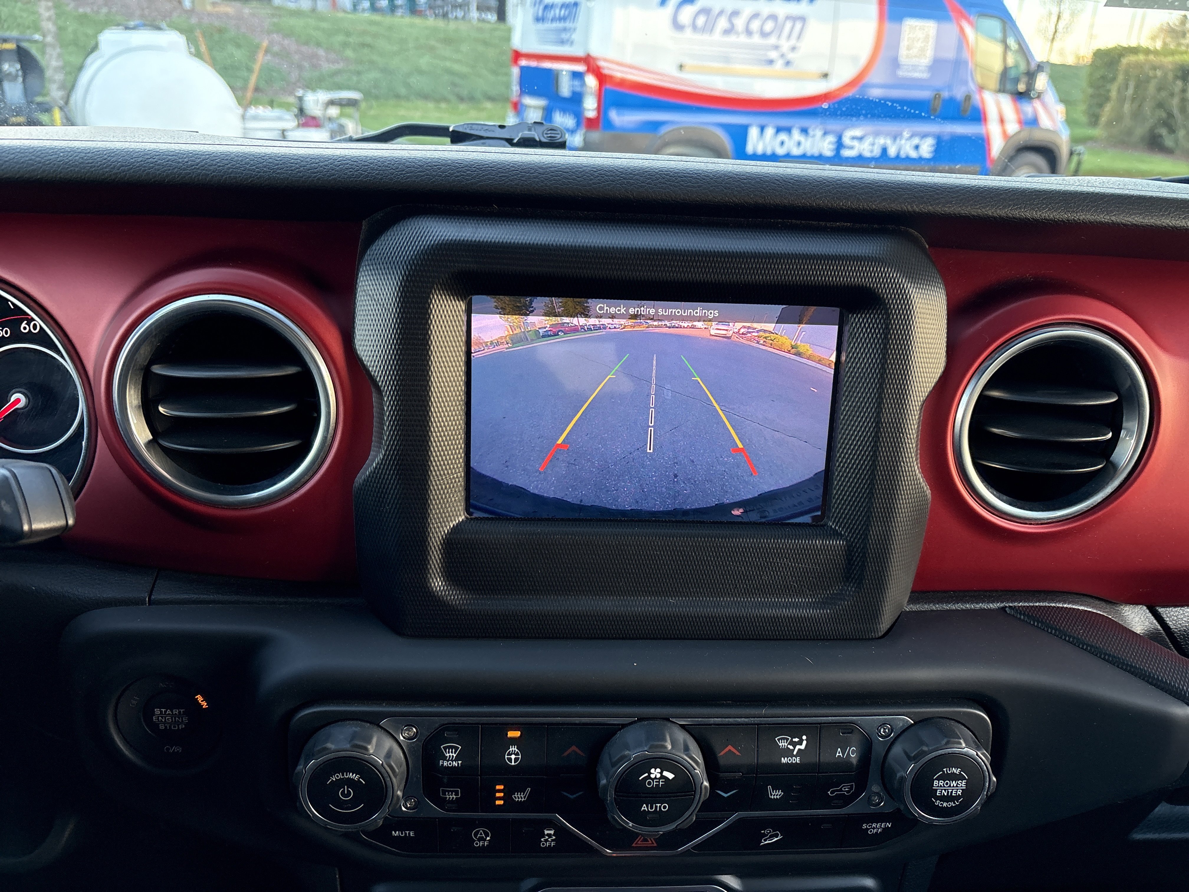 Used 2018 Jeep Wrangler Unlimited Rubicon AWD/4WD image 28