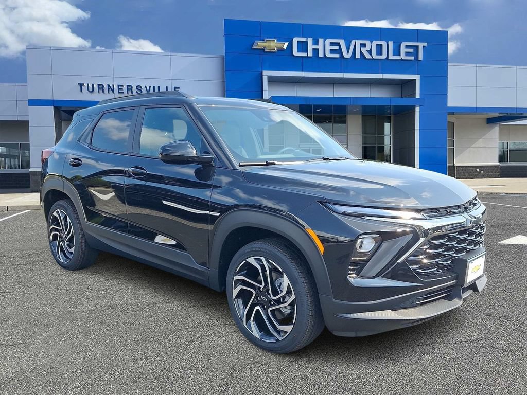 New 2026 Chevrolet TrailBlazer RS w/ Convenience Package AWD/4WD image 2