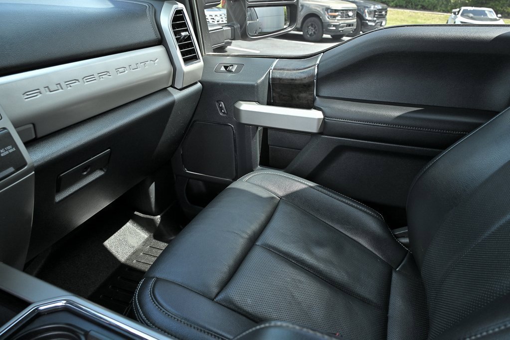 Used 2022 Ford F250 Lariat w/ Lariat Ultimate Package image 27