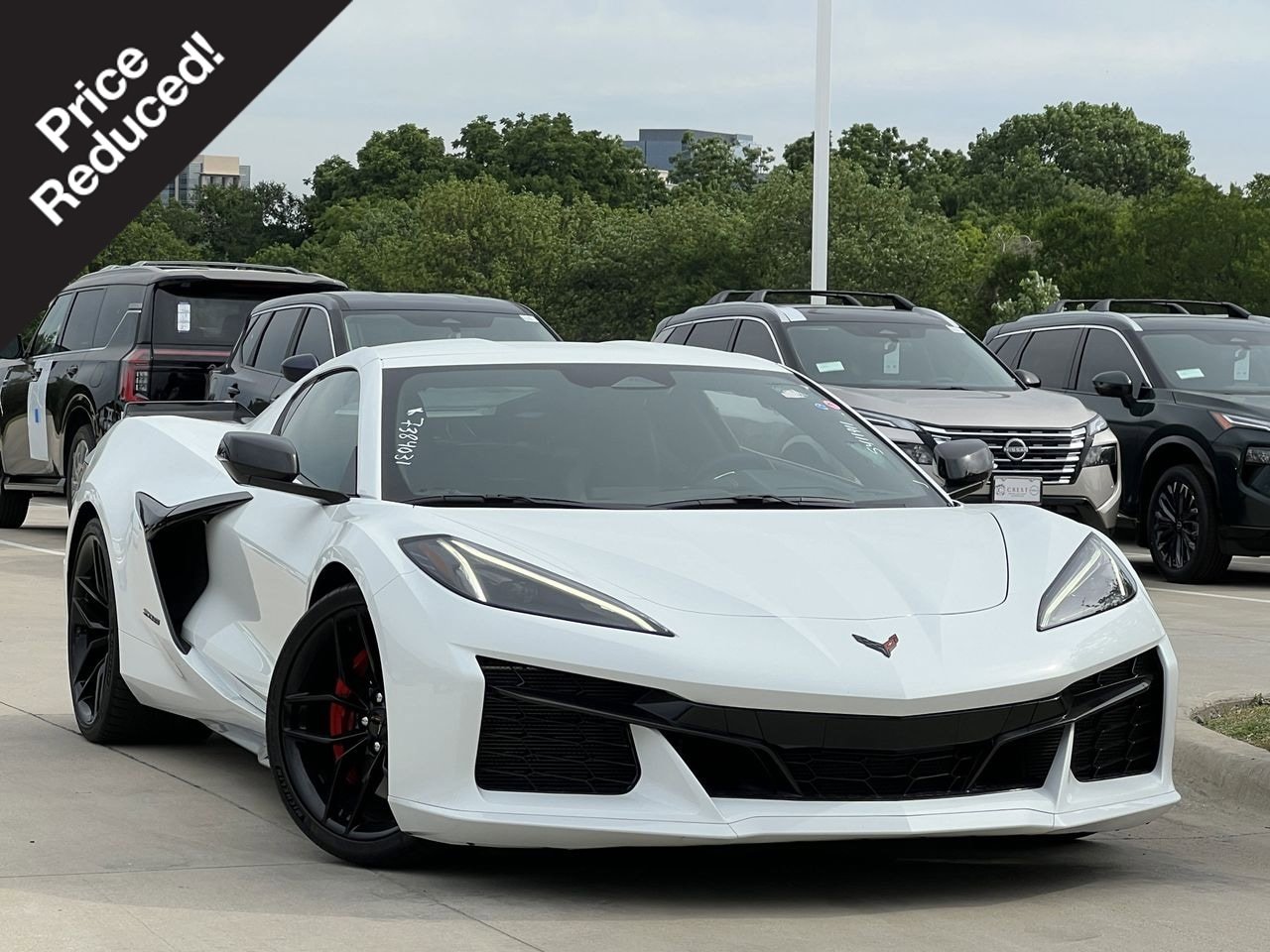 Used 2025 Chevrolet Corvette Z06 RWD image 1