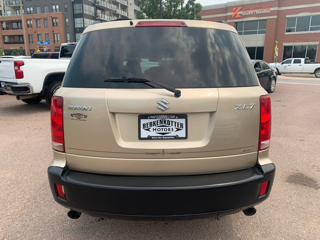 Used 2007 Suzuki XL7 AWD image 6