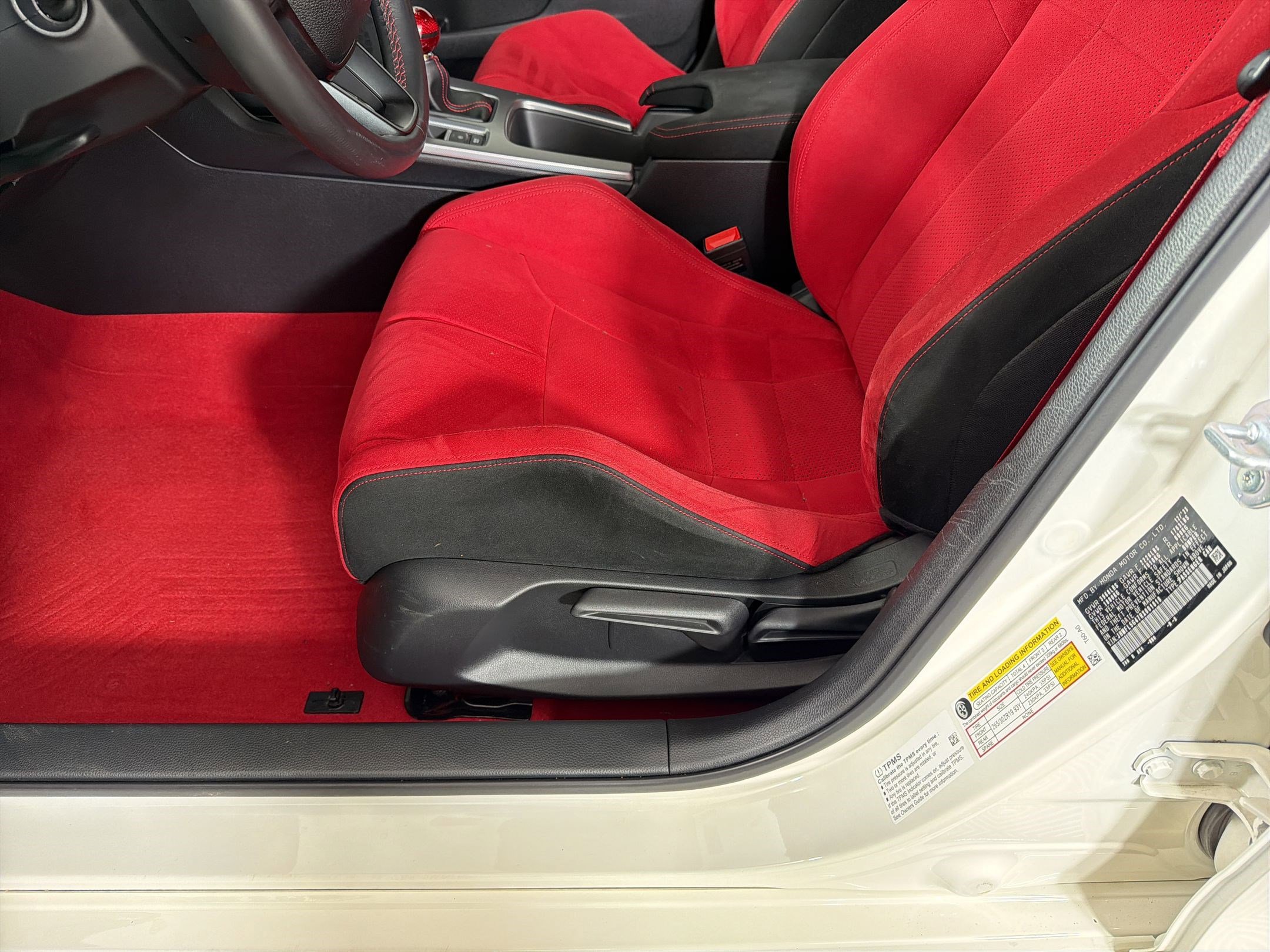 Certified 2024 Honda Civic Type R image 13