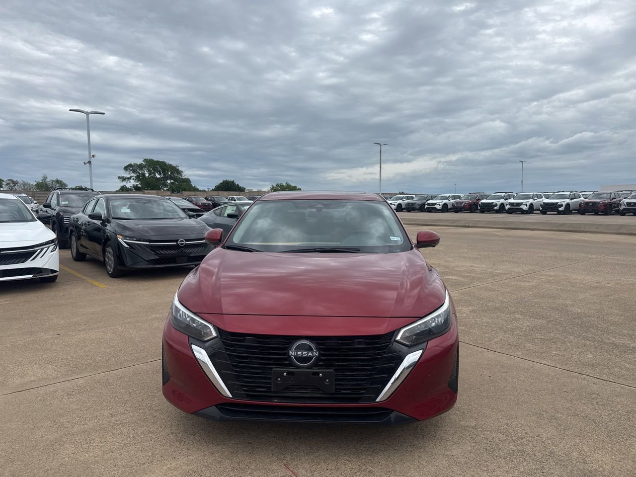 Certified 2024 Nissan Sentra SV w/ SV Premium Package FWD image 4