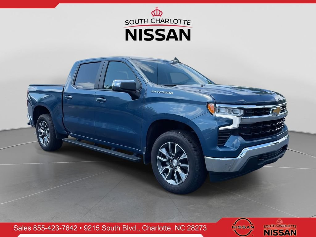 Used 2024 Chevrolet Silverado 1500 LT AWD/4WD image 1