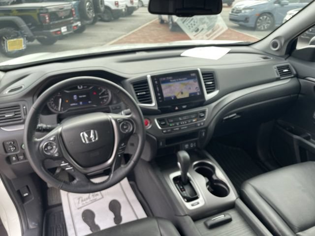 Used 2017 Honda Ridgeline RTL-T image 18
