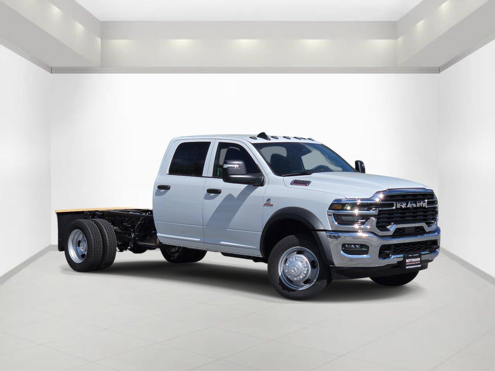 New 2027 RAM 4500 Tradesman w/ Chrome Appearance Group AWD/4WD image 1