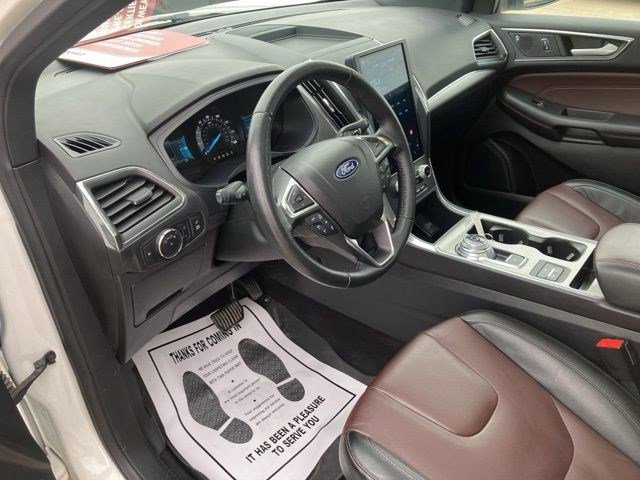 Used 2022 Ford Edge Titanium w/ Equipment Group 301A image 10