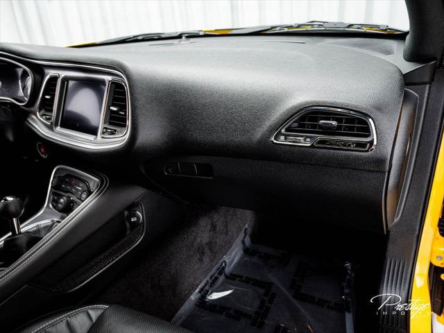 Used 2017 Dodge Challenger SRT Hellcat RWD image 47