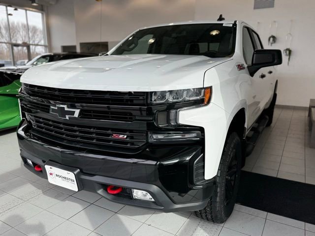 Used 2020 Chevrolet Silverado 1500 LT Trail Boss image 32