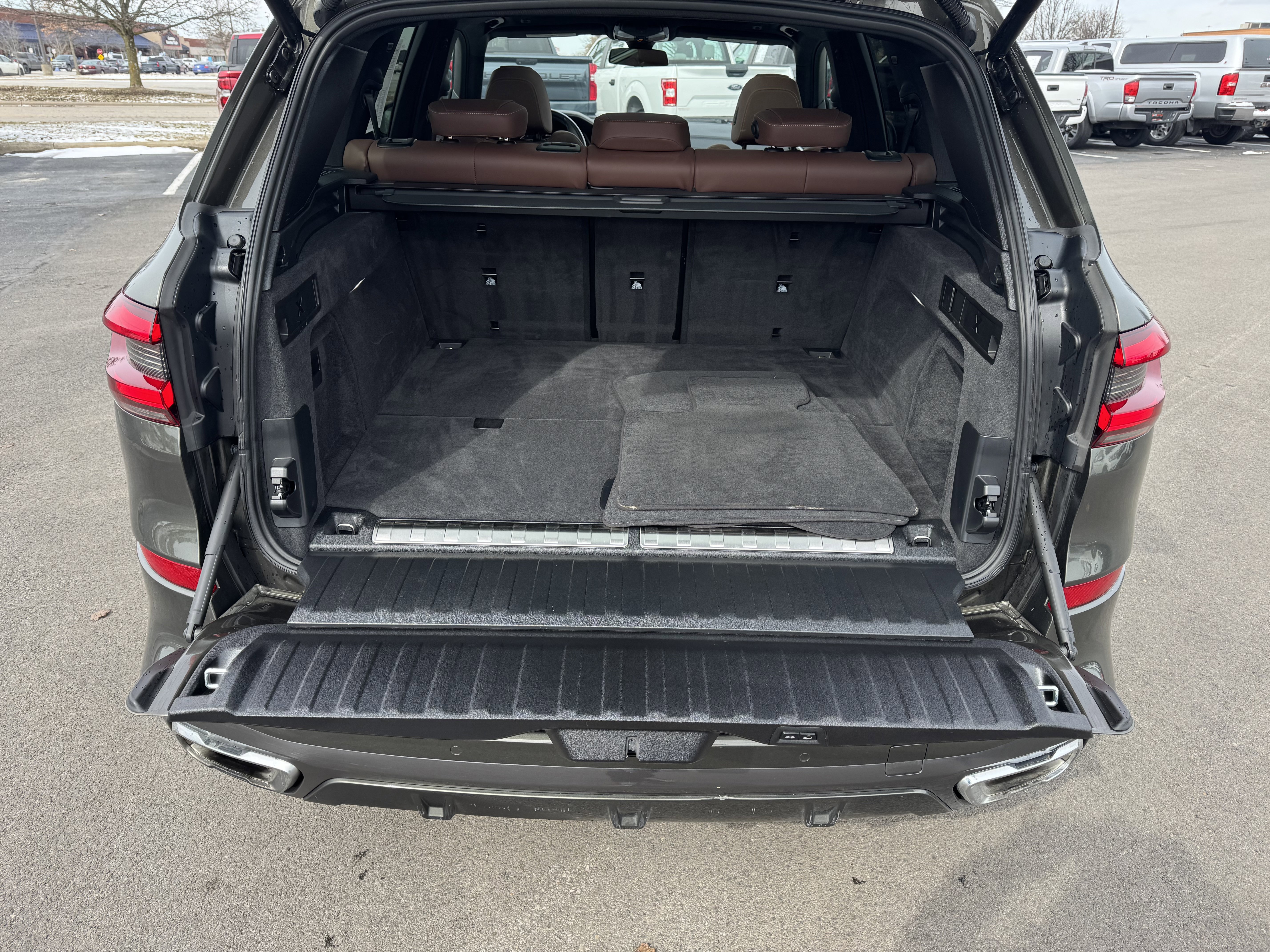 Used 2023 BMW X5 xDrive45e w/ Executive Package image 22