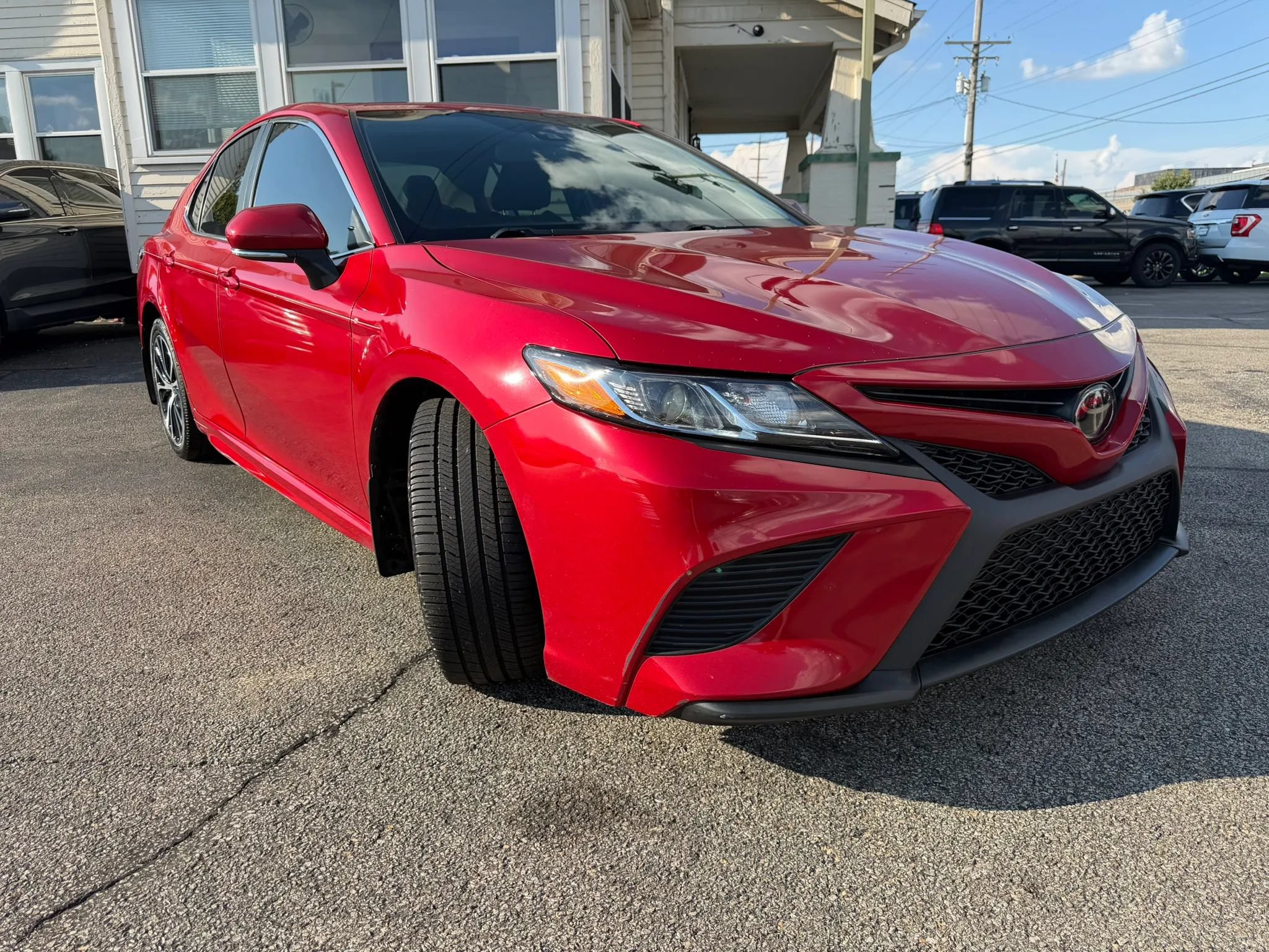 Used 2020 Toyota Camry SE w/ Convenience Package FWD image 22