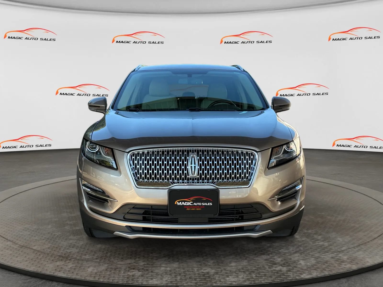 Used 2019 Lincoln MKC Reserve AWD/4WD image 3
