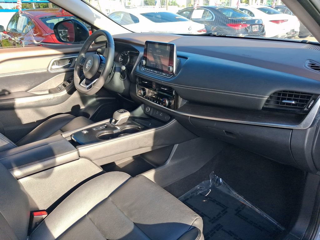 Used 2021 Nissan Rogue SL FWD image 22