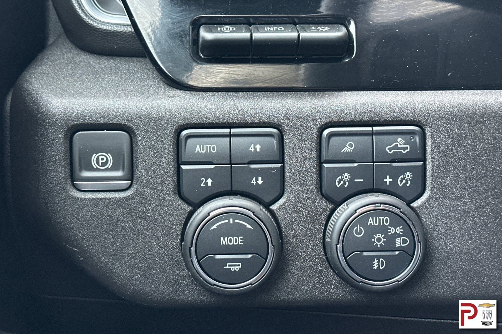 Certified 2025 Chevrolet Silverado 3500 High Country w/ Technology Package image 31