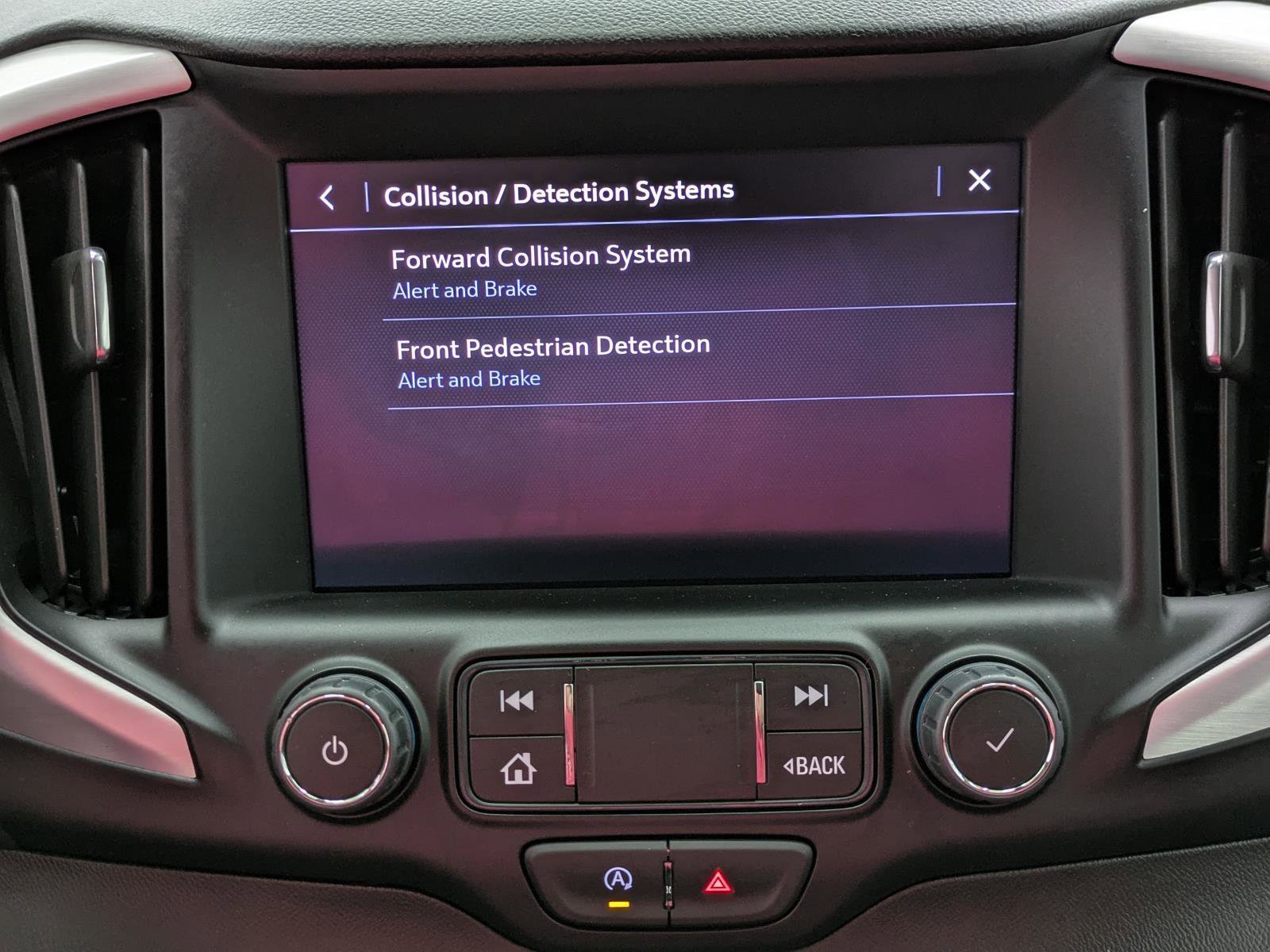 Used 2024 GMC Terrain SLT image 7