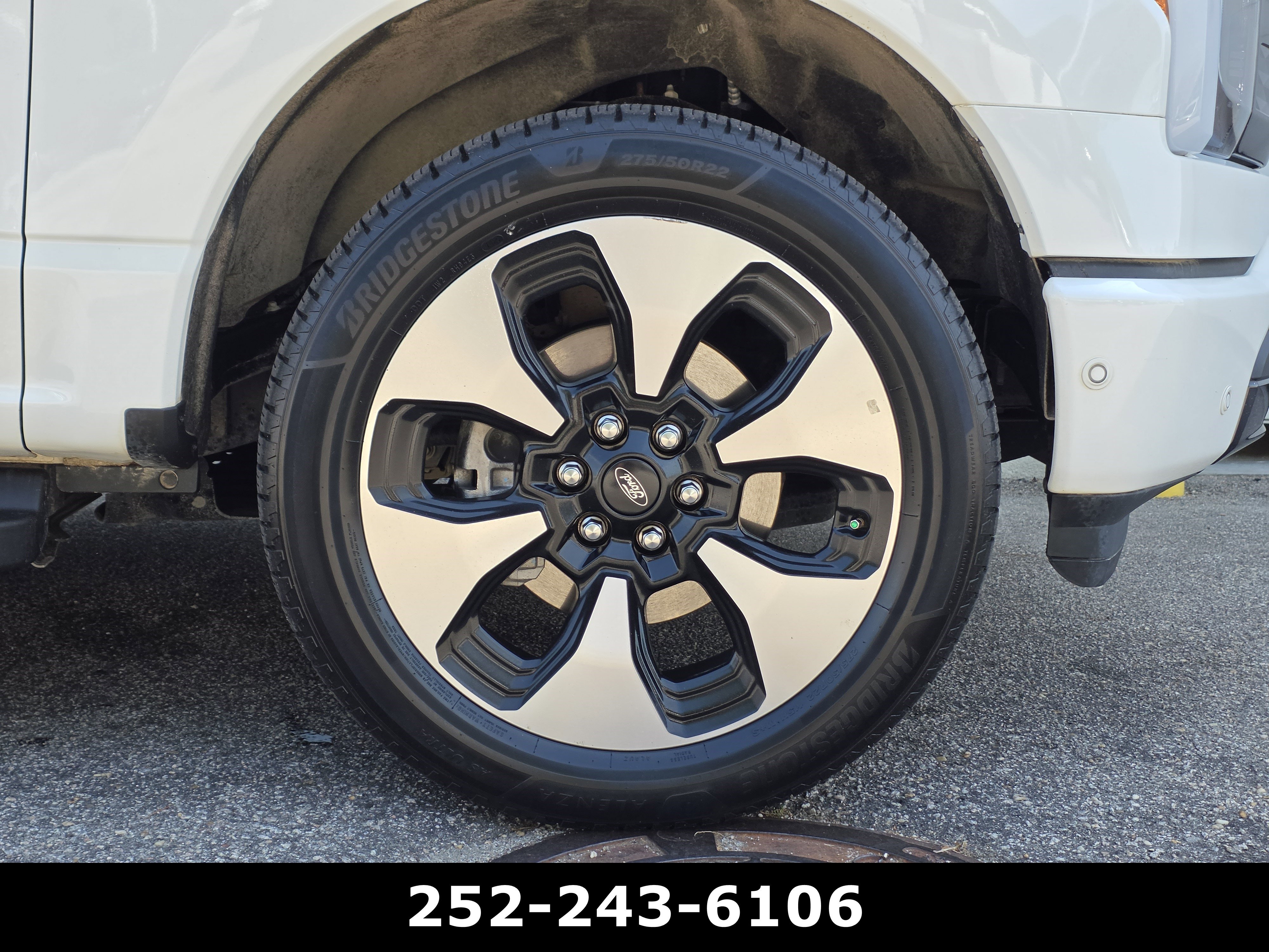 Used 2022 Ford F150 Lightning Platinum AWD/4WD image 50