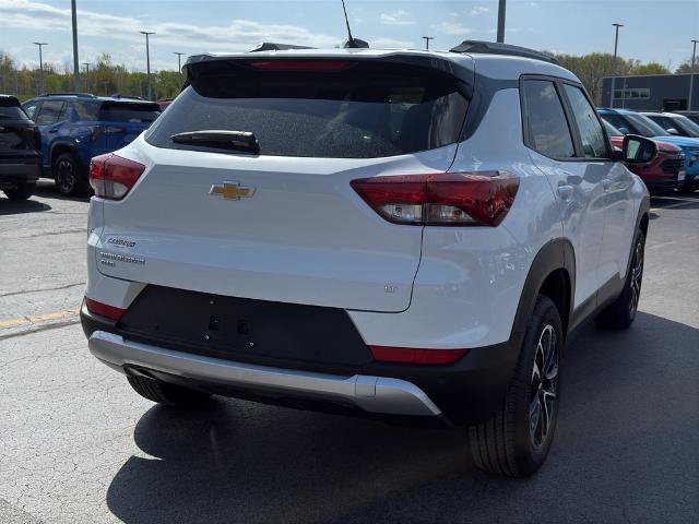 Used 2024 Chevrolet TrailBlazer LT w/ Convenience Package AWD/4WD image 5