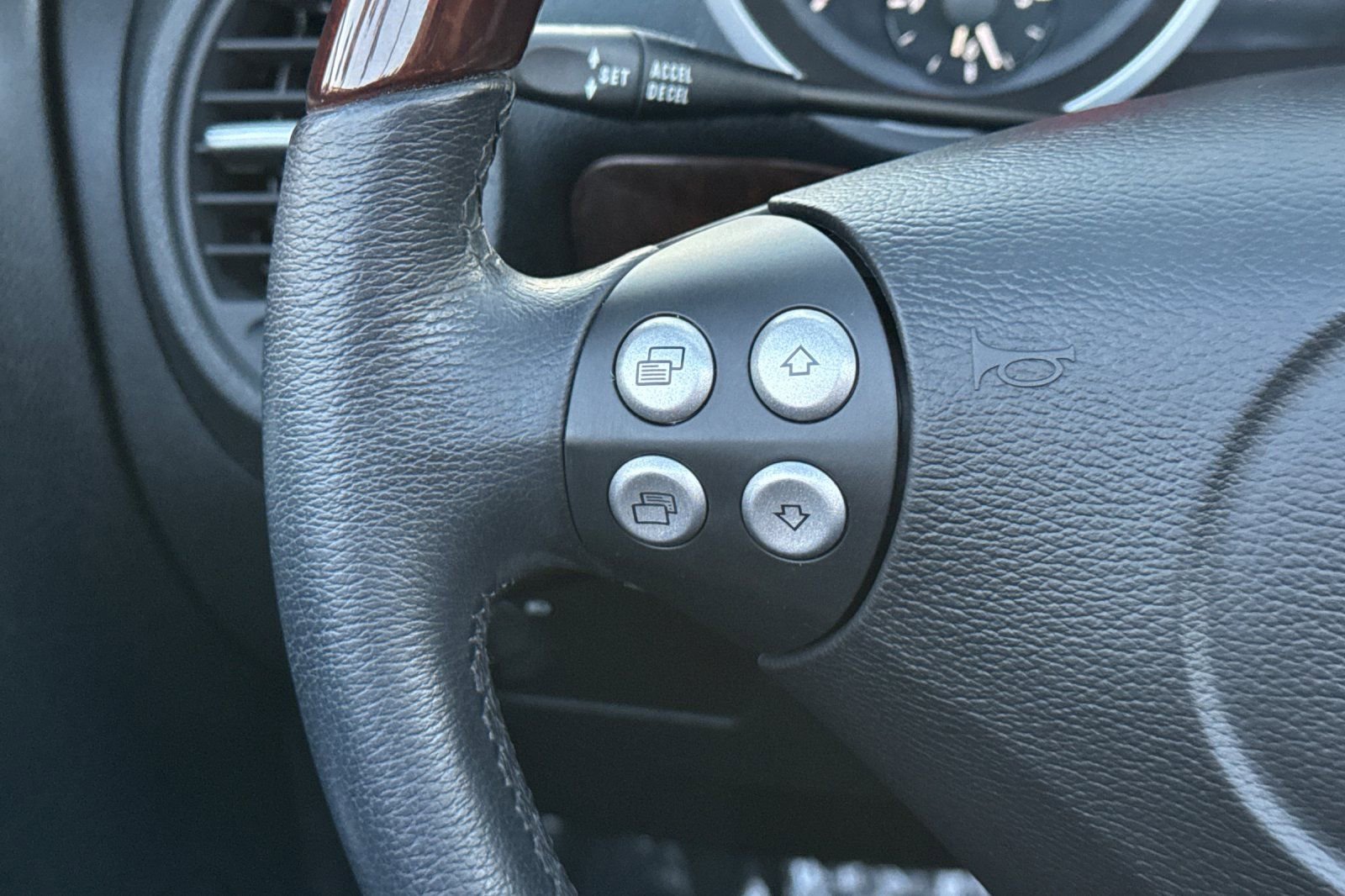 Used 2007 Mercedes-Benz SLK 280 image 24