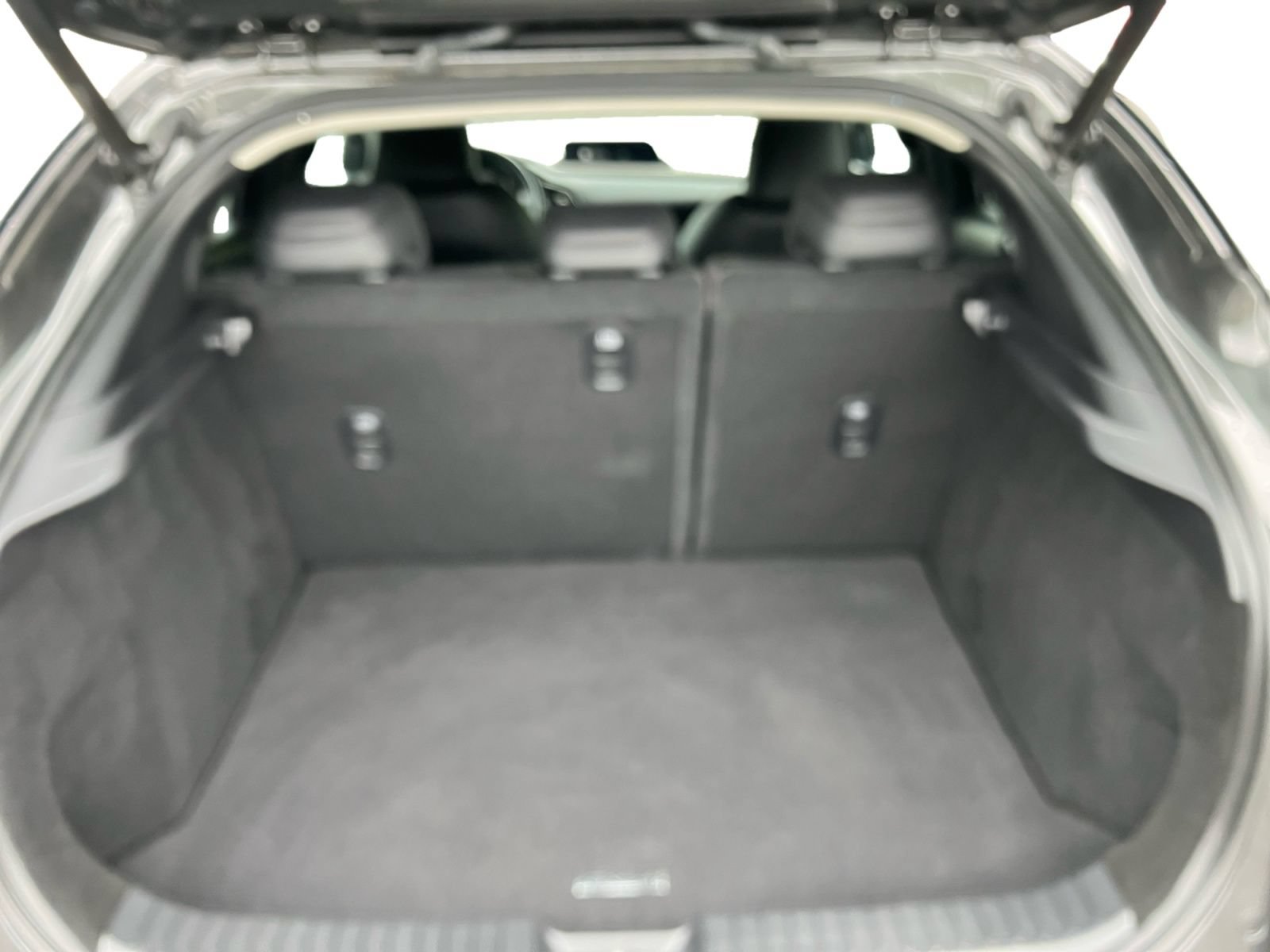 Used 2020 MAZDA CX-30 AWD w/ Premium Package image 10