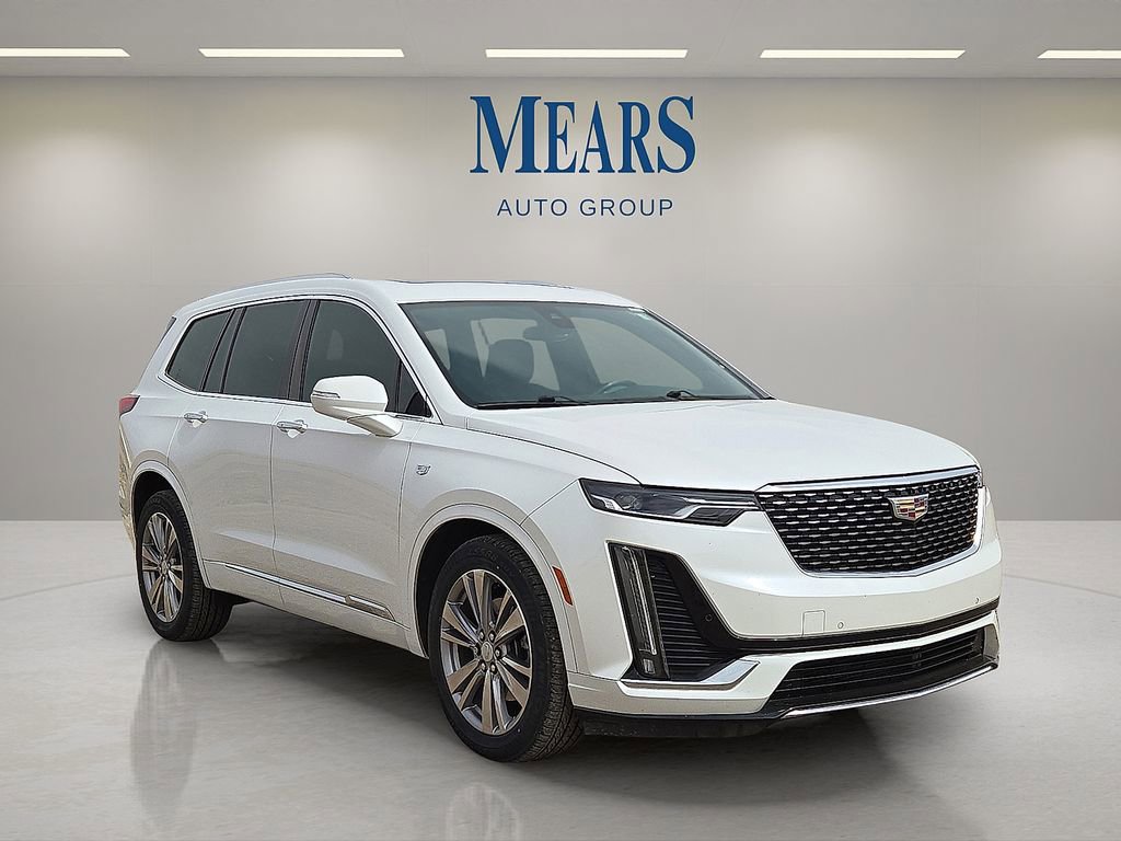 Used 2023 Cadillac XT6 Premium Luxury image 7