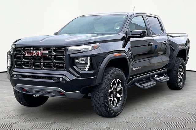 Used 2024 GMC Canyon AT4X AWD/4WD image 3