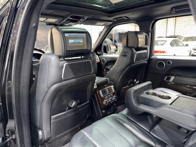 Used 2014 Land Rover Range Rover Autobiography image 56