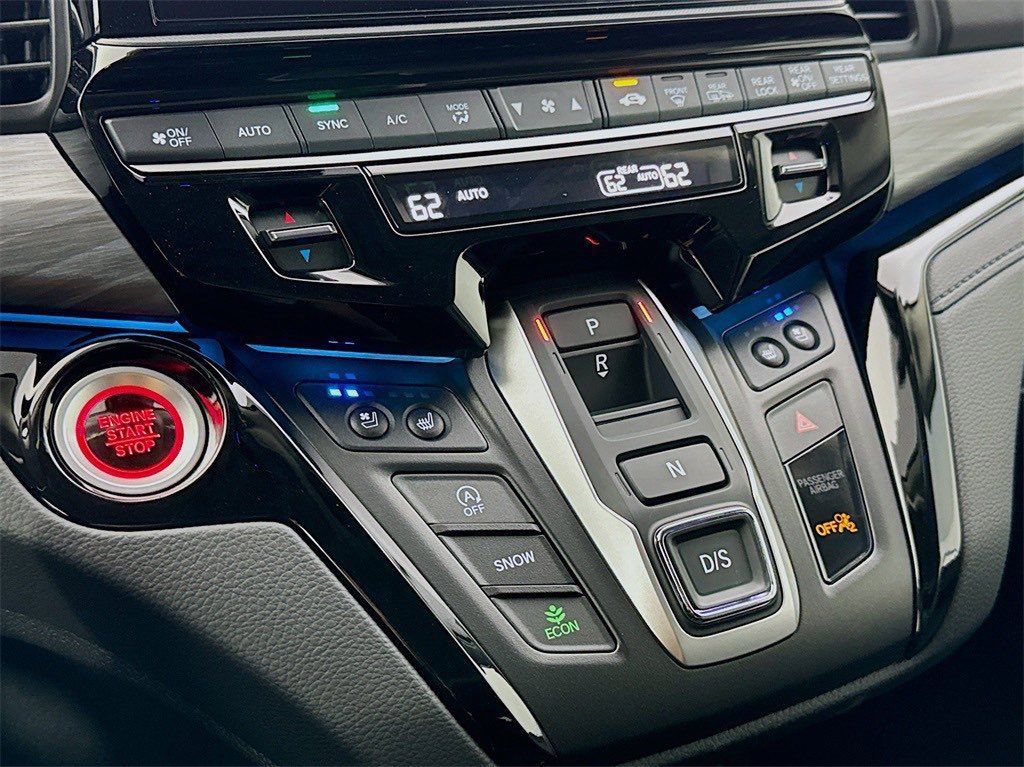 Certified 2026 Honda Odyssey Elite image 27