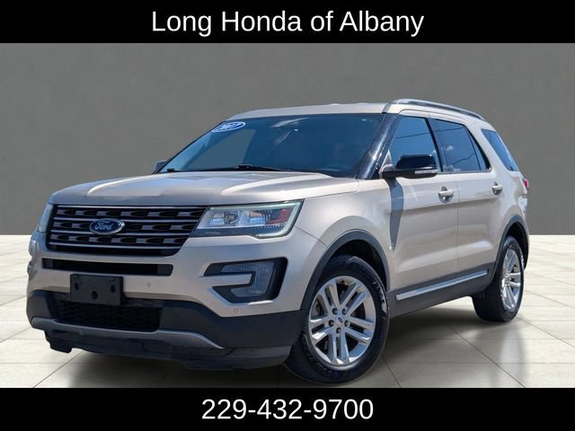 Used 2017 Ford Explorer XLT w/ Equipment Group 202A