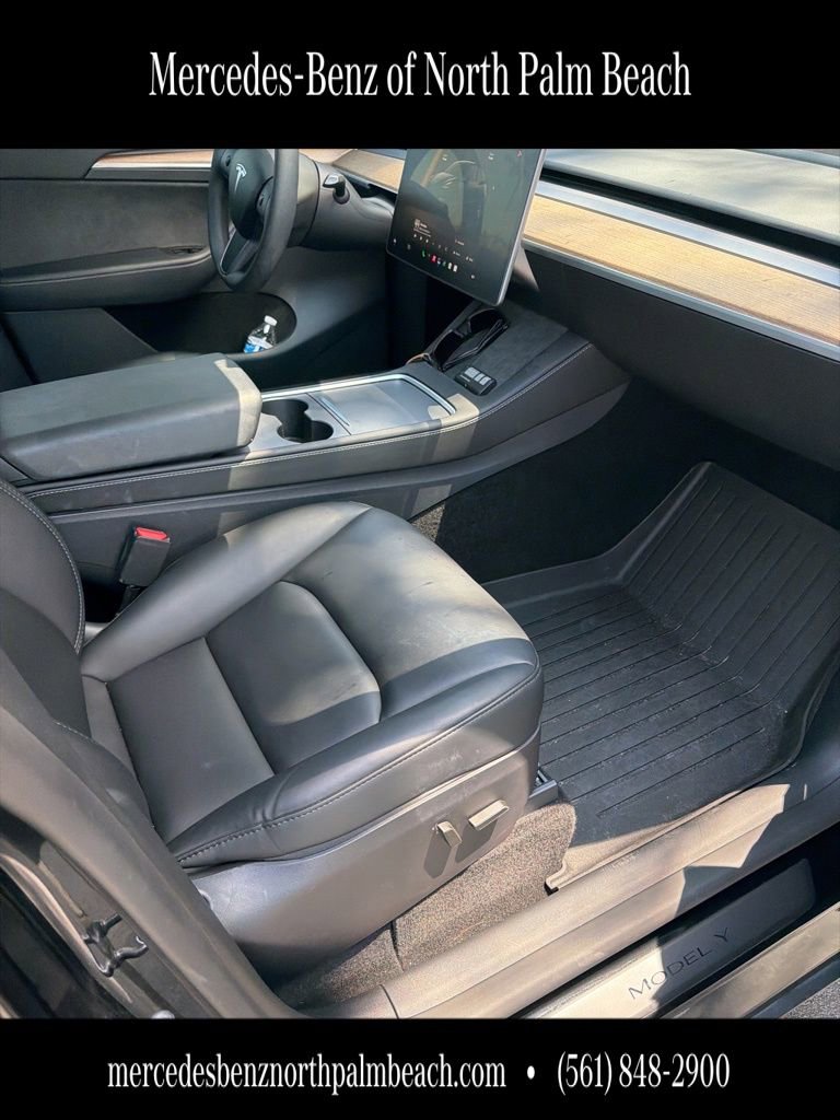 Used 2025 Tesla Model Y Long Range RWD image 7