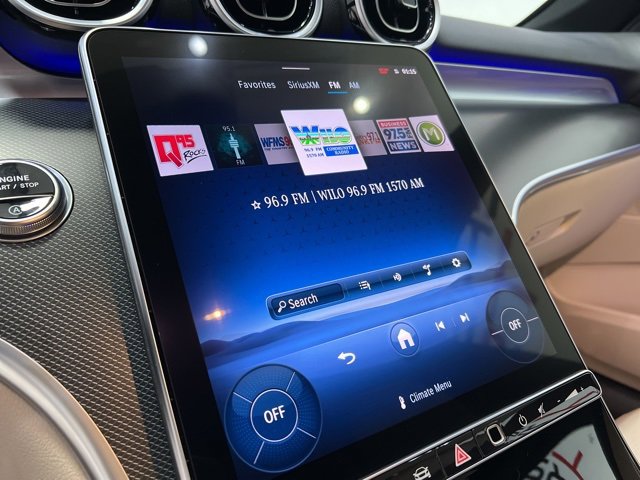 Used 2025 Mercedes-Benz C 300 4MATIC Sedan image 30