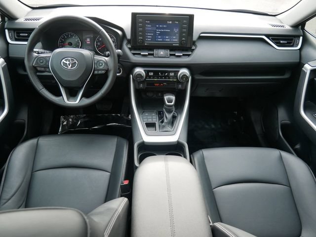 Used 2021 Toyota RAV4 XLE Premium AWD/4WD image 12