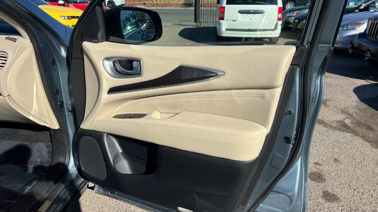 Used 2019 INFINITI QX60 Luxe w/ Essential Package image 34