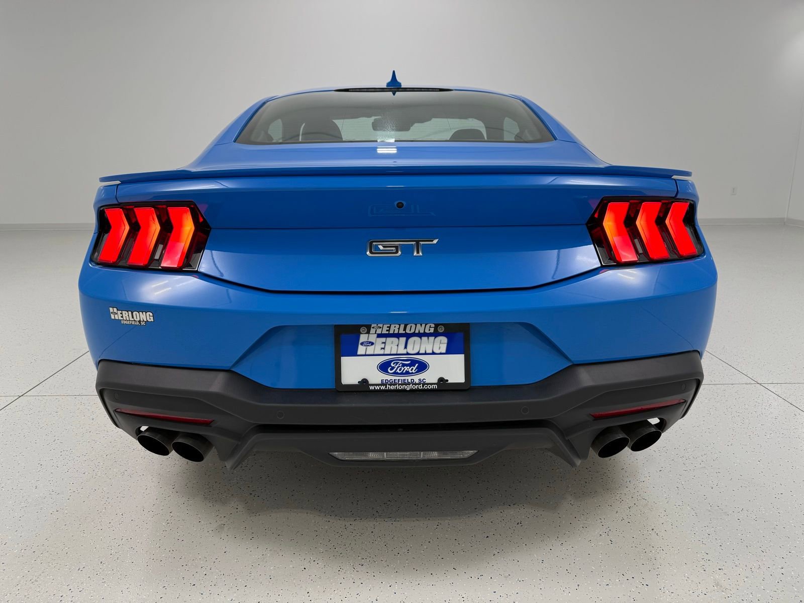 Used 2024 Ford Mustang GT Premium image 6