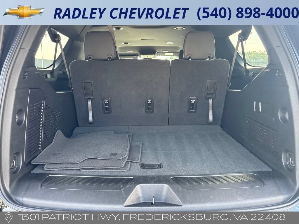 Certified 2025 Chevrolet Suburban LT AWD/4WD image 15