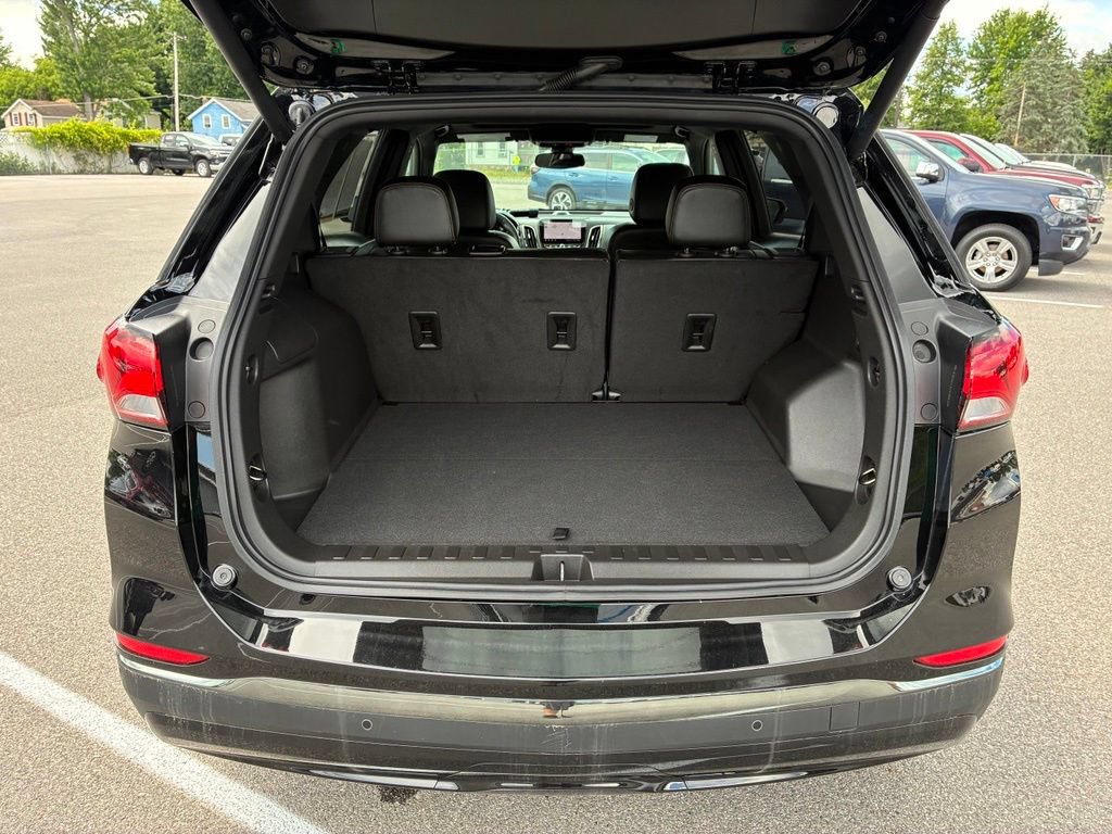 Used 2023 Chevrolet Equinox Premier AWD/4WD image 63