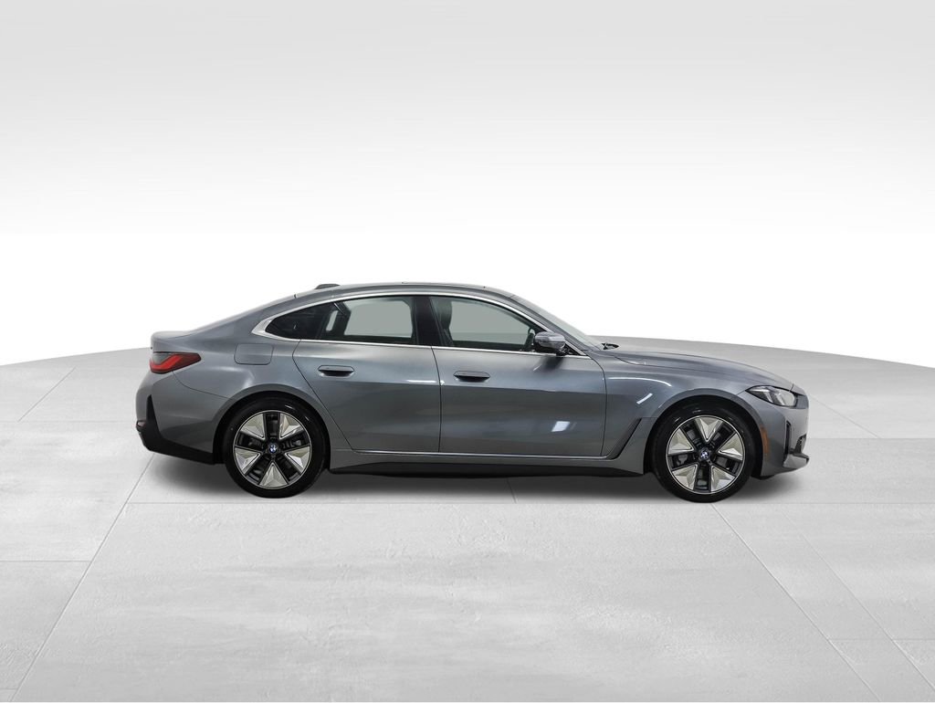 New 2026 BMW i4 xDrive40i w/ Parking Assistance Package image 6