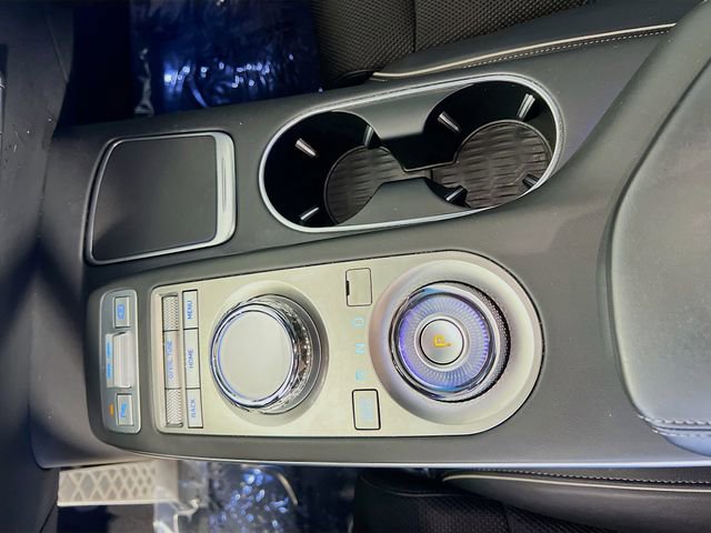 Used 2024 Genesis GV70 2.5T w/ Sport Prestige Package image 25