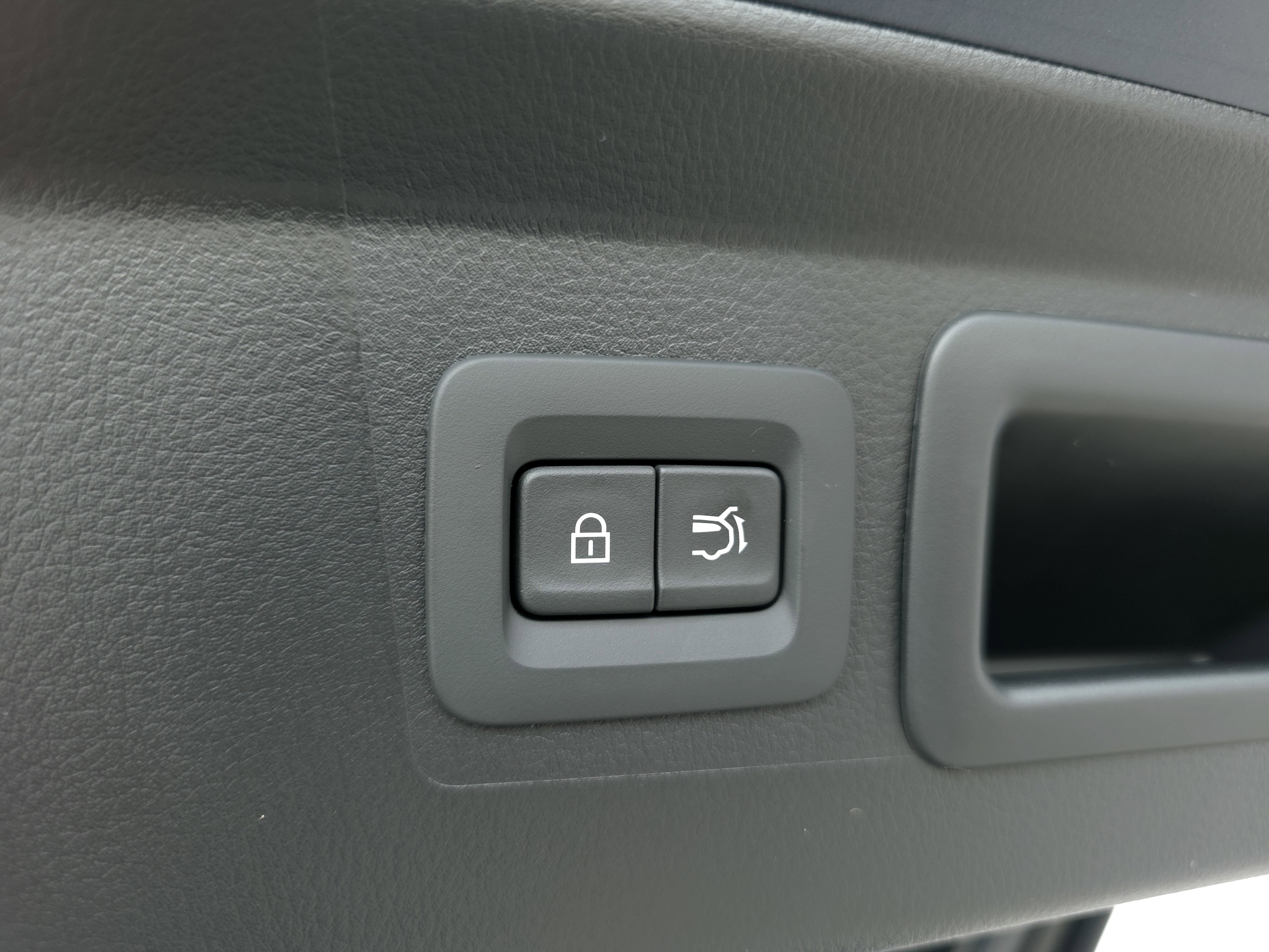 New 2025 MAZDA CX-50 AWD 2.5 Turbo w/ Accent Package image 34