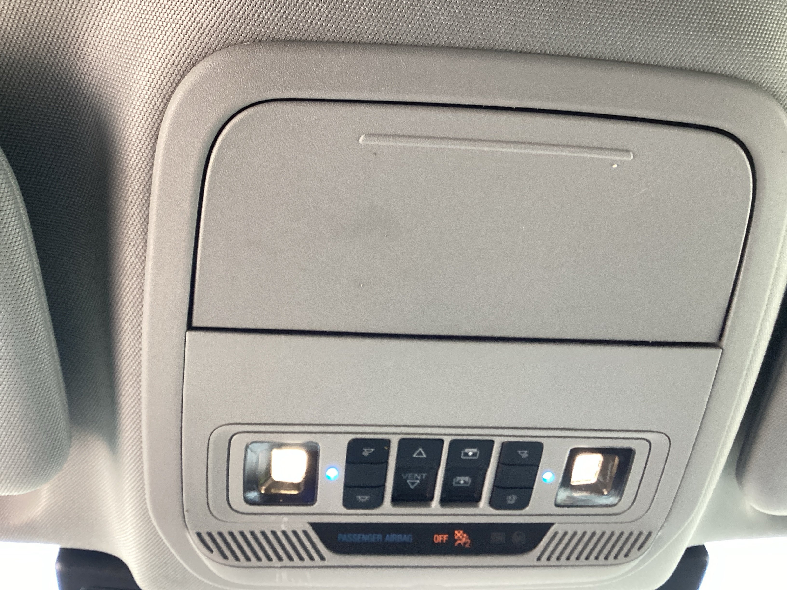 Used 2021 Ford Explorer XLT w/ Equipment Group 202A AWD/4WD image 28