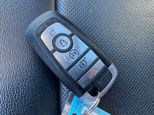 Used 2022 Ford Explorer Limited AWD/4WD image 25