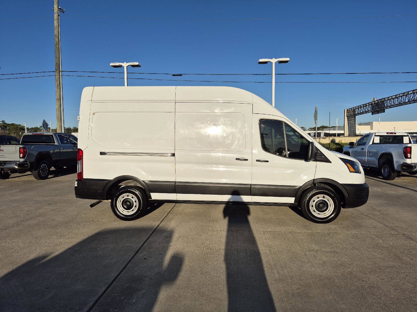 Certified 2023 Ford Transit 250 148 High Roof image 5