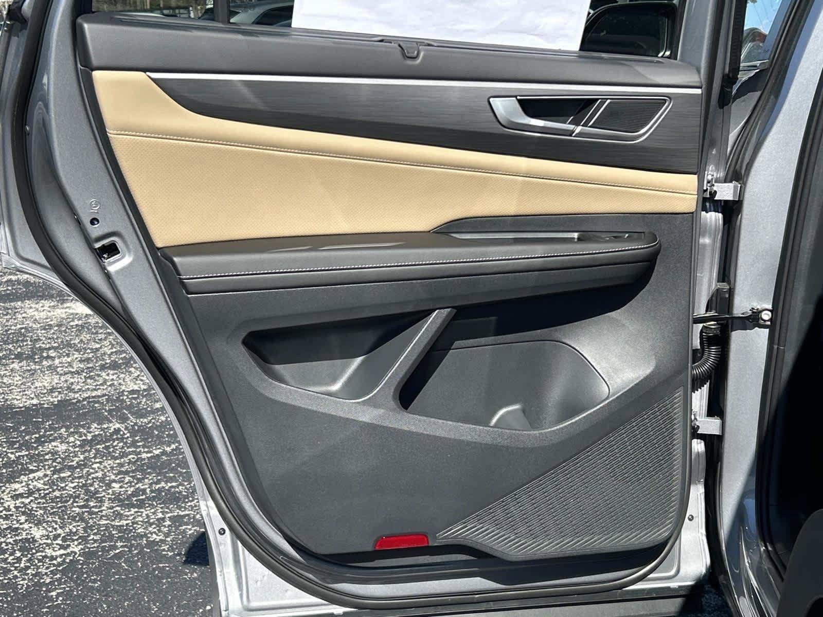 New 2026 Volkswagen Atlas Cross Sport SE FWD image 12