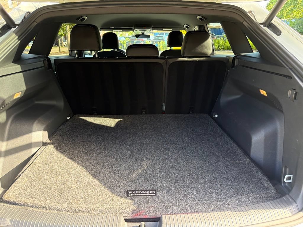 Used 2020 Volkswagen Atlas Cross Sport SE AWD/4WD image 28
